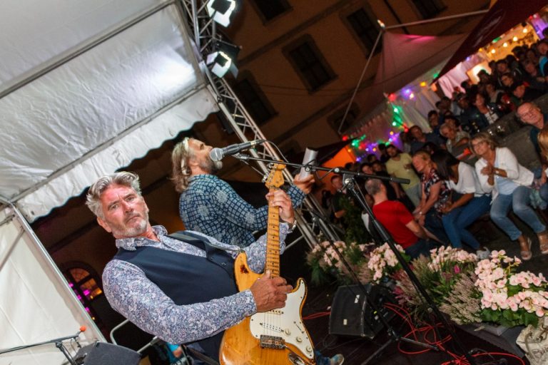 Tolle Bands beim Weinfest Fulda