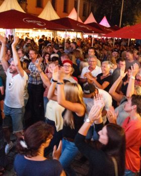 Klasse Stimmung beim Weinfest Fulda