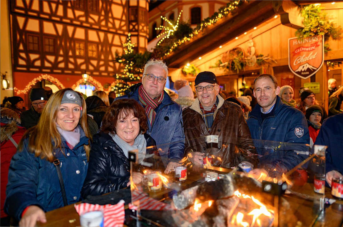 Wohlfühlatmosphäre bei Jupp Hahner auf dem Weihnachtsmarkt Fulda